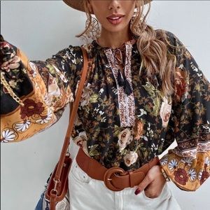 ‼️LAST ONE‼️Boho Multi Floral Black Print L/S Top